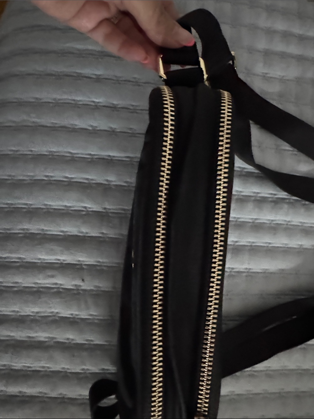 lululemon athletica Black Adjustable Crossbody Messenger Bag-never used - Picture 2 of 4